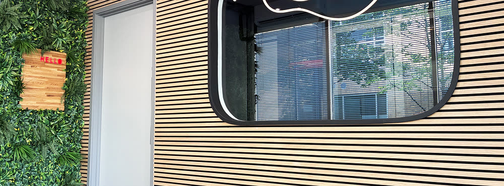 Riedel interior close-up